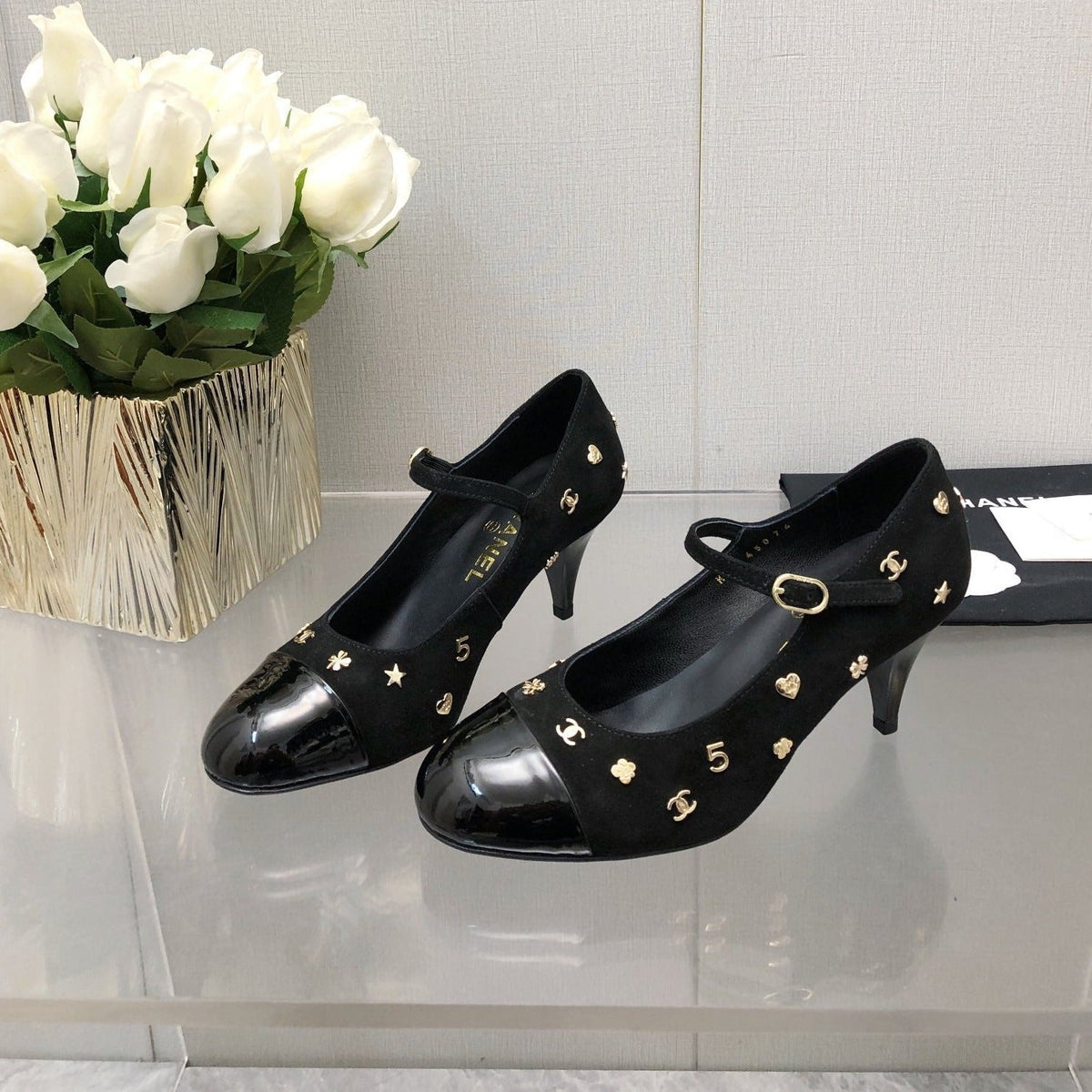 CHANEL MARY JANE BLACK SUEDE AND LAMBSKIN ATTACH METAL