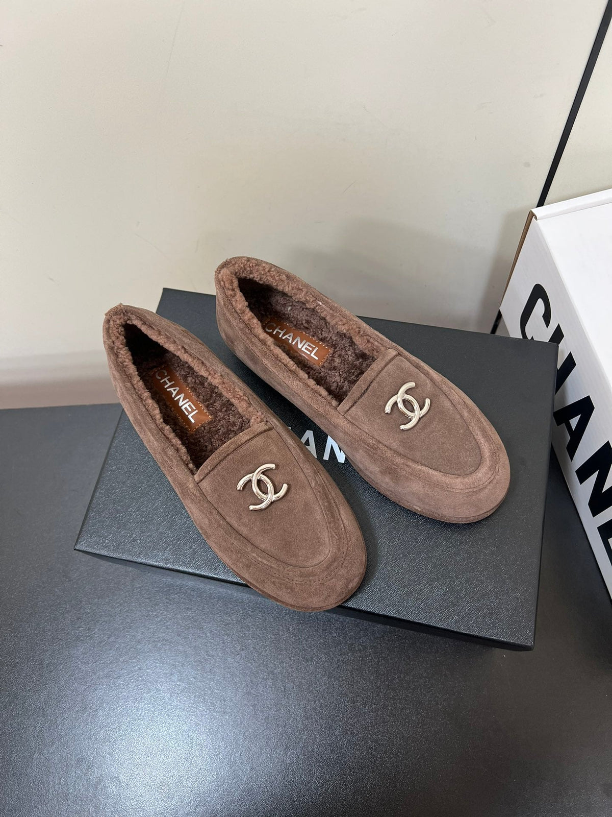CHANEL LOAFER IN PENNY BROWN SUEDE AND SOLF FLEECE LINING